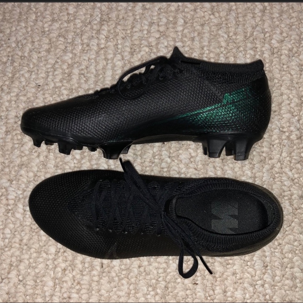 Nike Mercurial Vapor 13 Pro FG soccer cleats